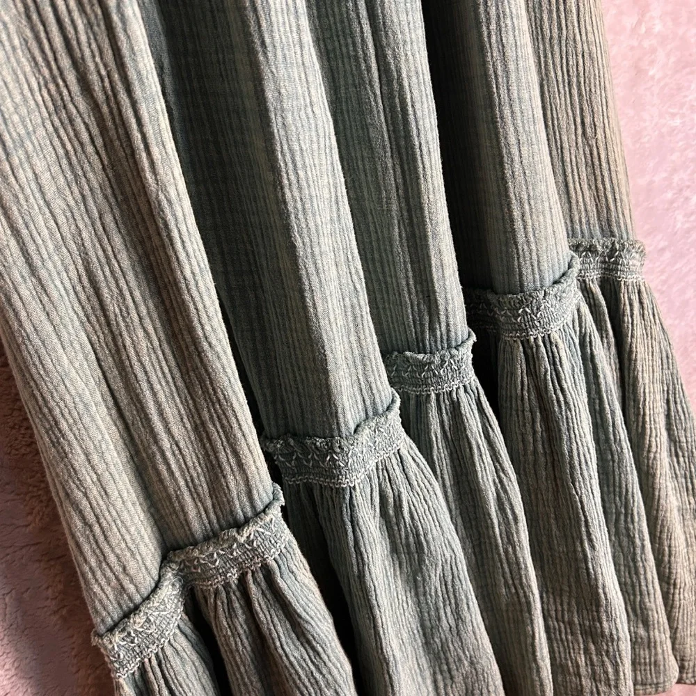 Easel Smocked Tiered Gauze Maxi Dress Green Size M Boho Cottagecore Milkmaid - Picture 7 of 9